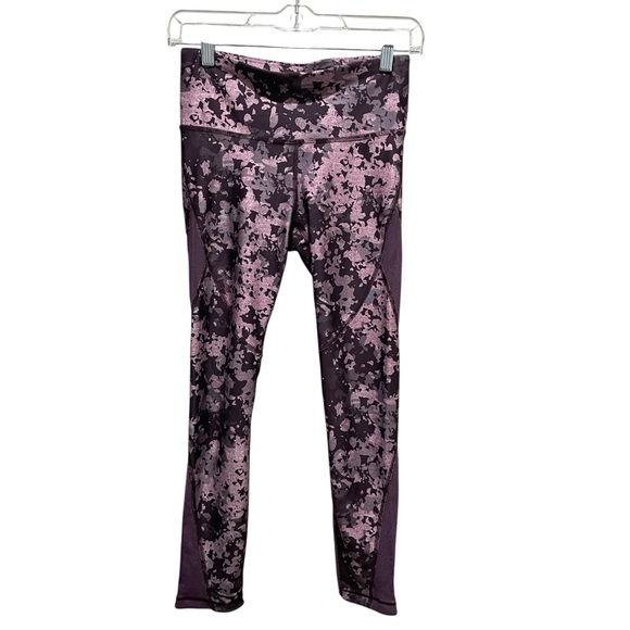 Under Armour Compression HeatGear Leggings Purple Pink Camo Women’s Size Small - Picture 1 of 7